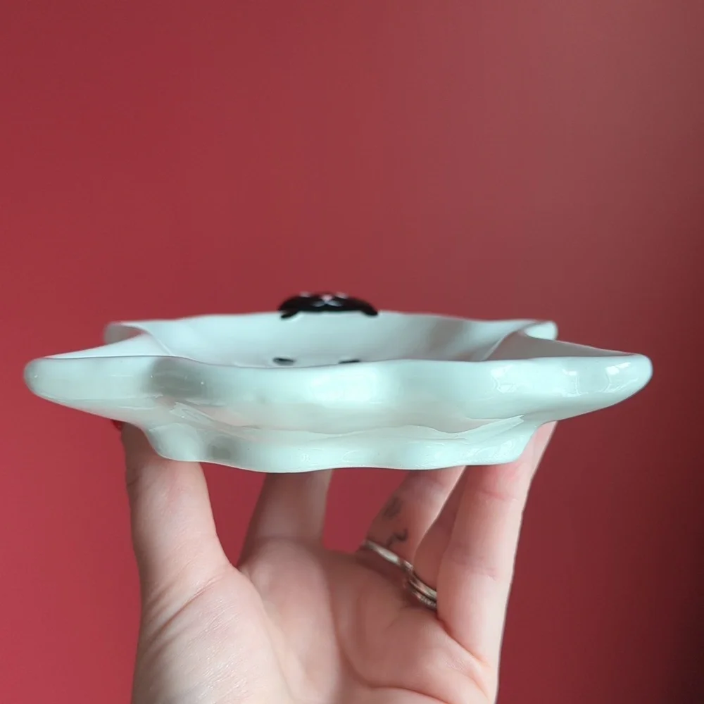 Friendly Ghost 👻 Side Plate / Spoon Rest - Picture 4 of 7